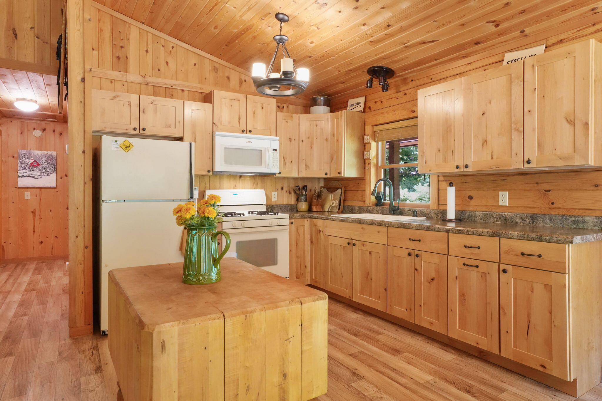 477 Sawyer Road Gaylord, MI 49735 - Photo 12 of 74 Gallery Image 12