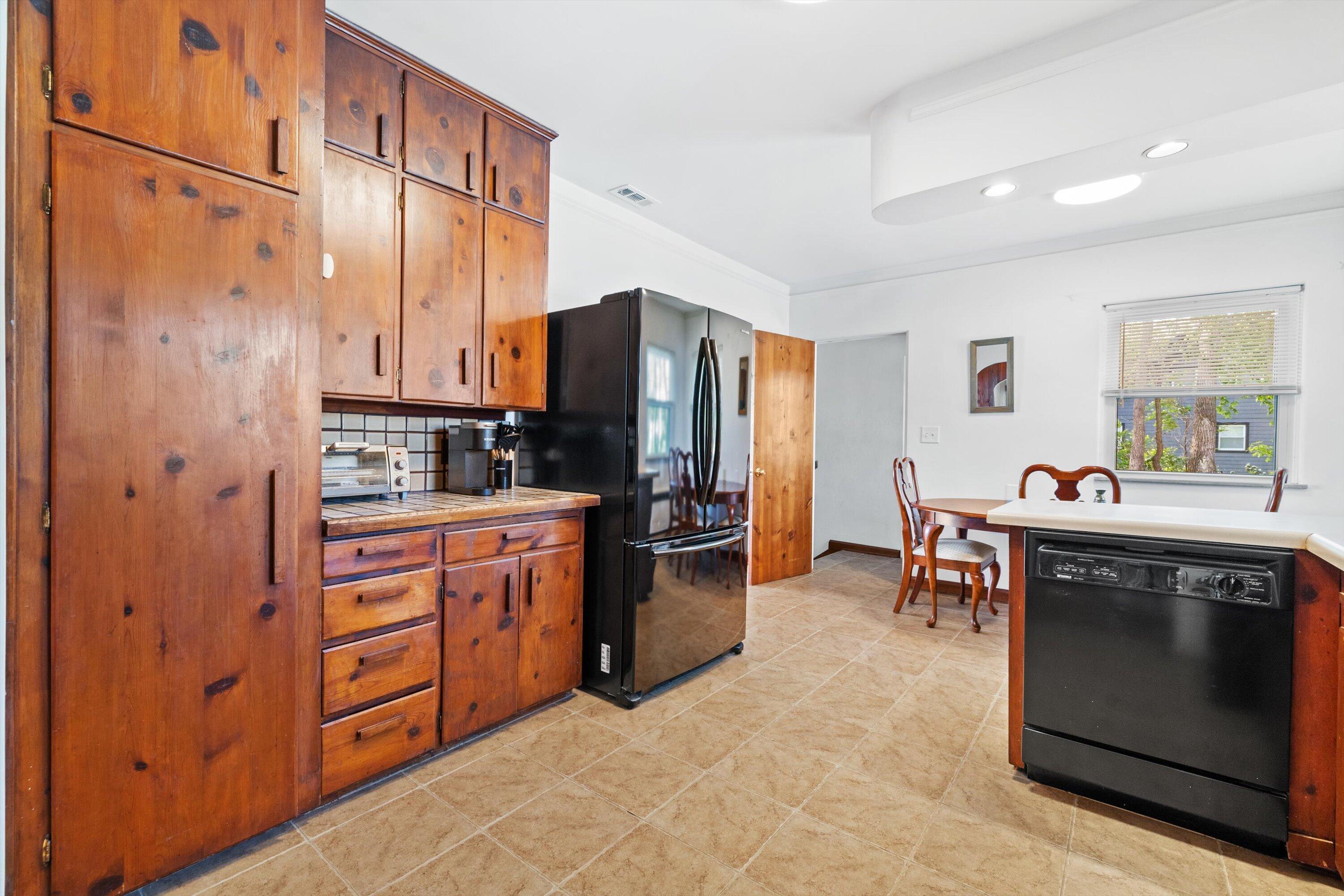 865 Sheridan Road Somers, WI 53140 - Photo 14 of 56 kitchen