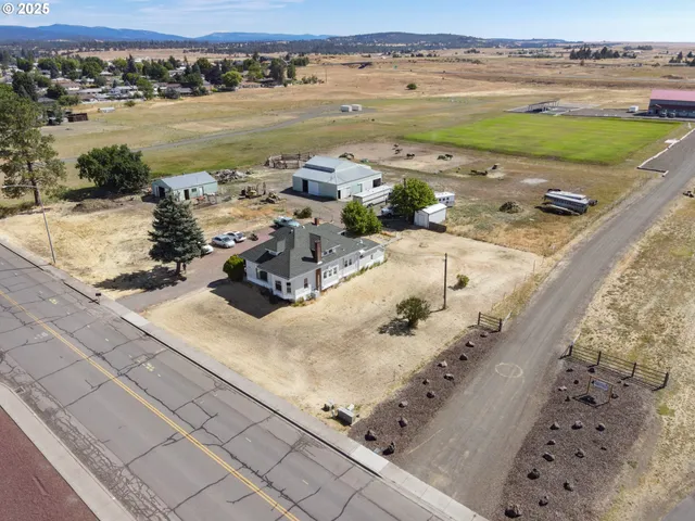 $324,999 | 1102 South Roosevelt Avenue, Goldendale, WA 98620