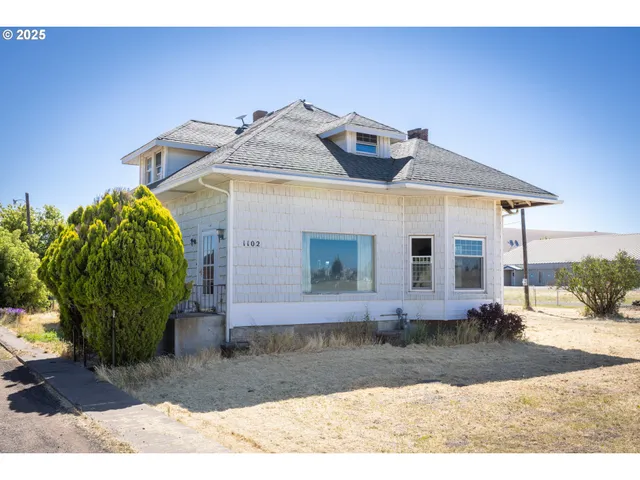 $324,999 | 1102 South Roosevelt Avenue, Goldendale, WA 98620