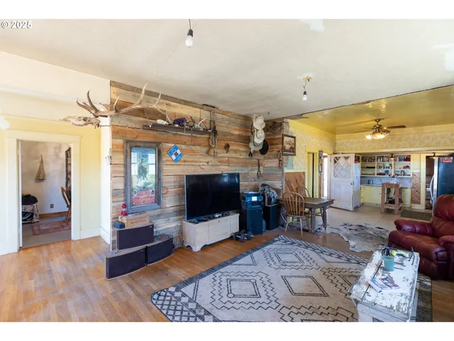 $324,999 | 1102 South Roosevelt Avenue, Goldendale, WA 98620