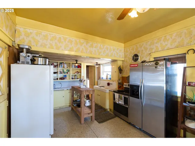 $324,999 | 1102 South Roosevelt Avenue, Goldendale, WA 98620