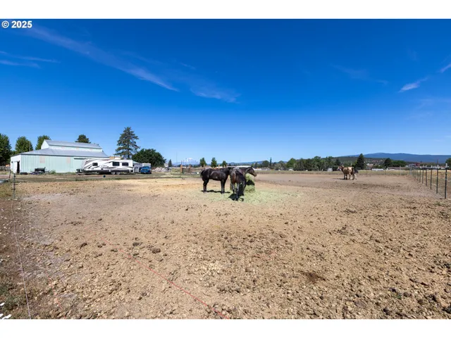 $324,999 | 1102 South Roosevelt Avenue, Goldendale, WA 98620