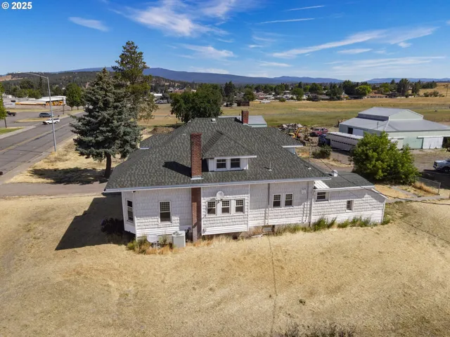 $324,999 | 1102 South Roosevelt Avenue, Goldendale, WA 98620