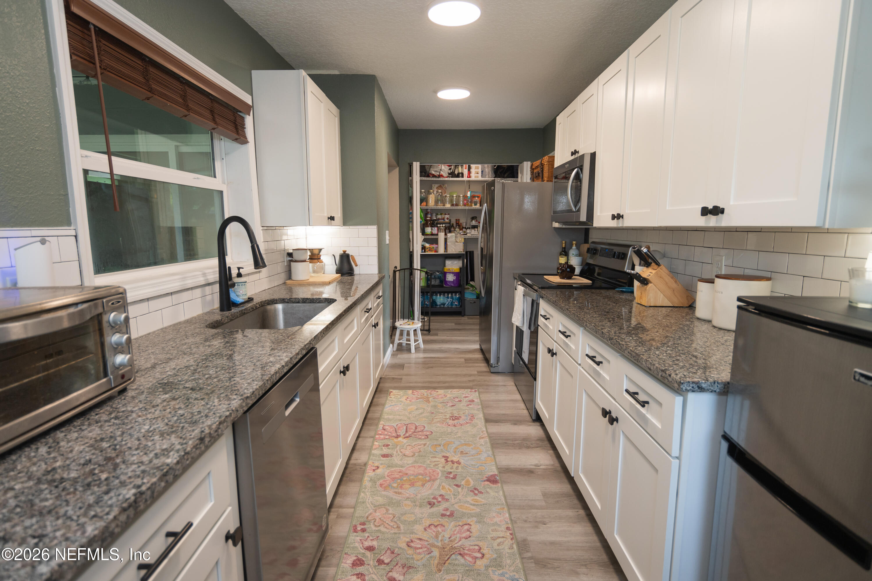 1649 Griflet Road Jacksonville, FL 32211 - Photo 12 of 34 11 - Kitchen