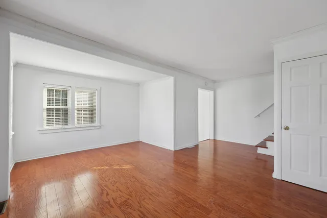 $295,000 | 18 Lake Boulevard, East Hampton, CT 06424