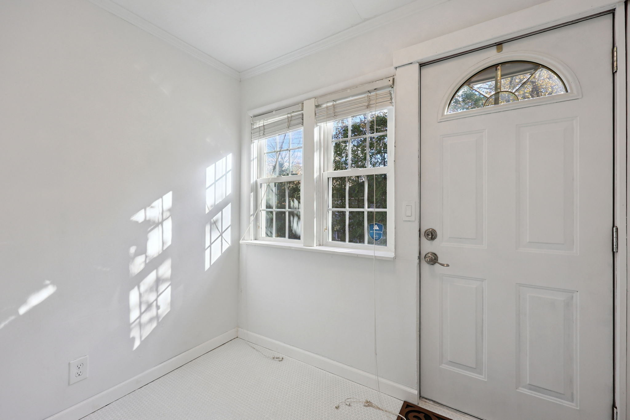 18 Lake Boulevard East Hampton, CT 06424 - Photo 6 of 31 a view of empty room with window