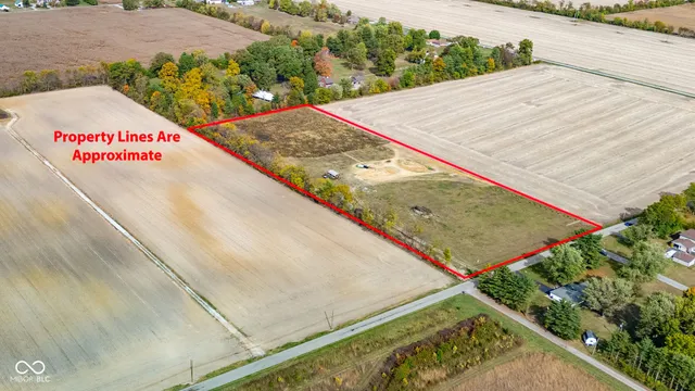 $225,000 | 3730 150th South, Chesterfield, IN 46017