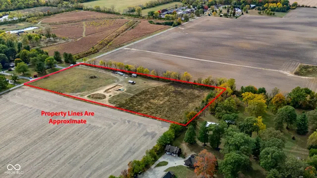 $225,000 | 3730 150th South, Chesterfield, IN 46017