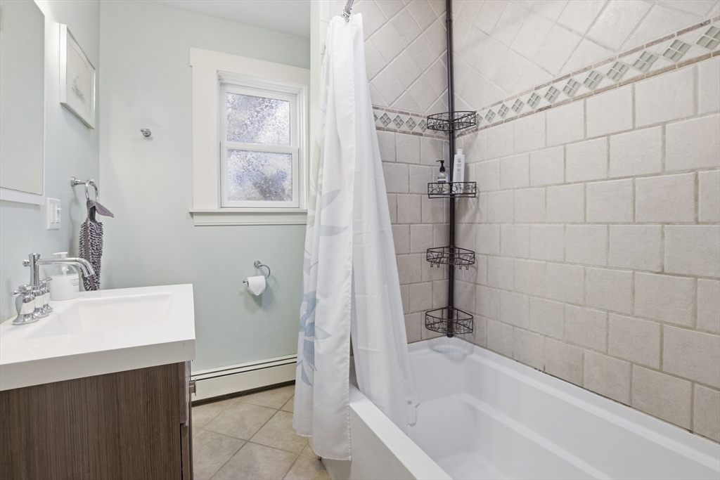 8 Maple Road Westford, MA 01886 - Photo 12 of 35