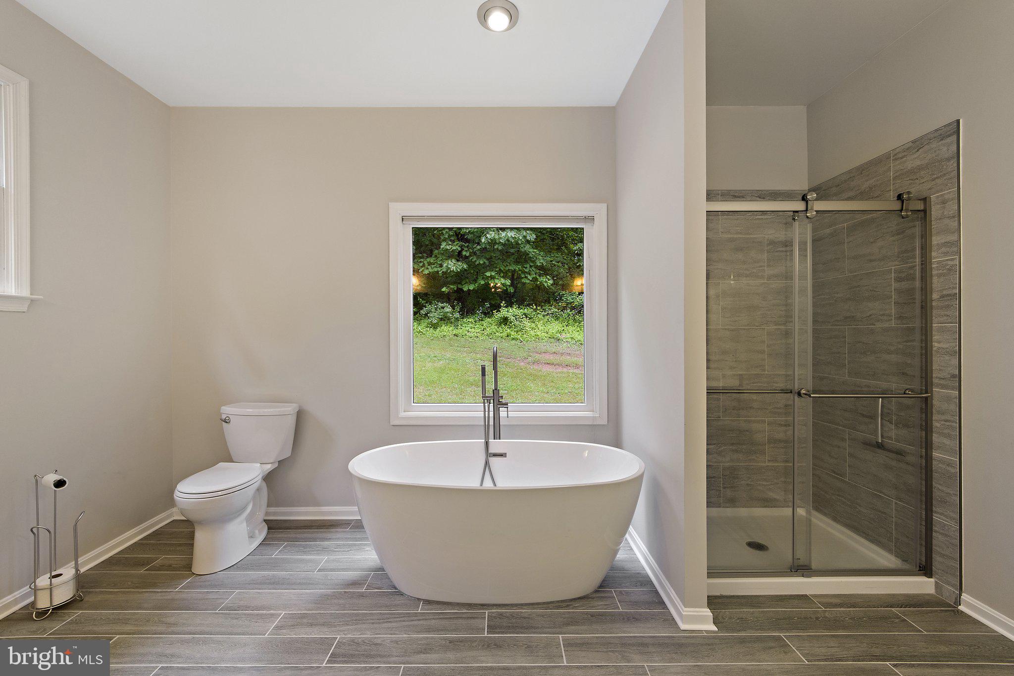 10448 Moreland Road Delaplane, VA 20144 - Photo 41 of 72 Updated Primary Bath