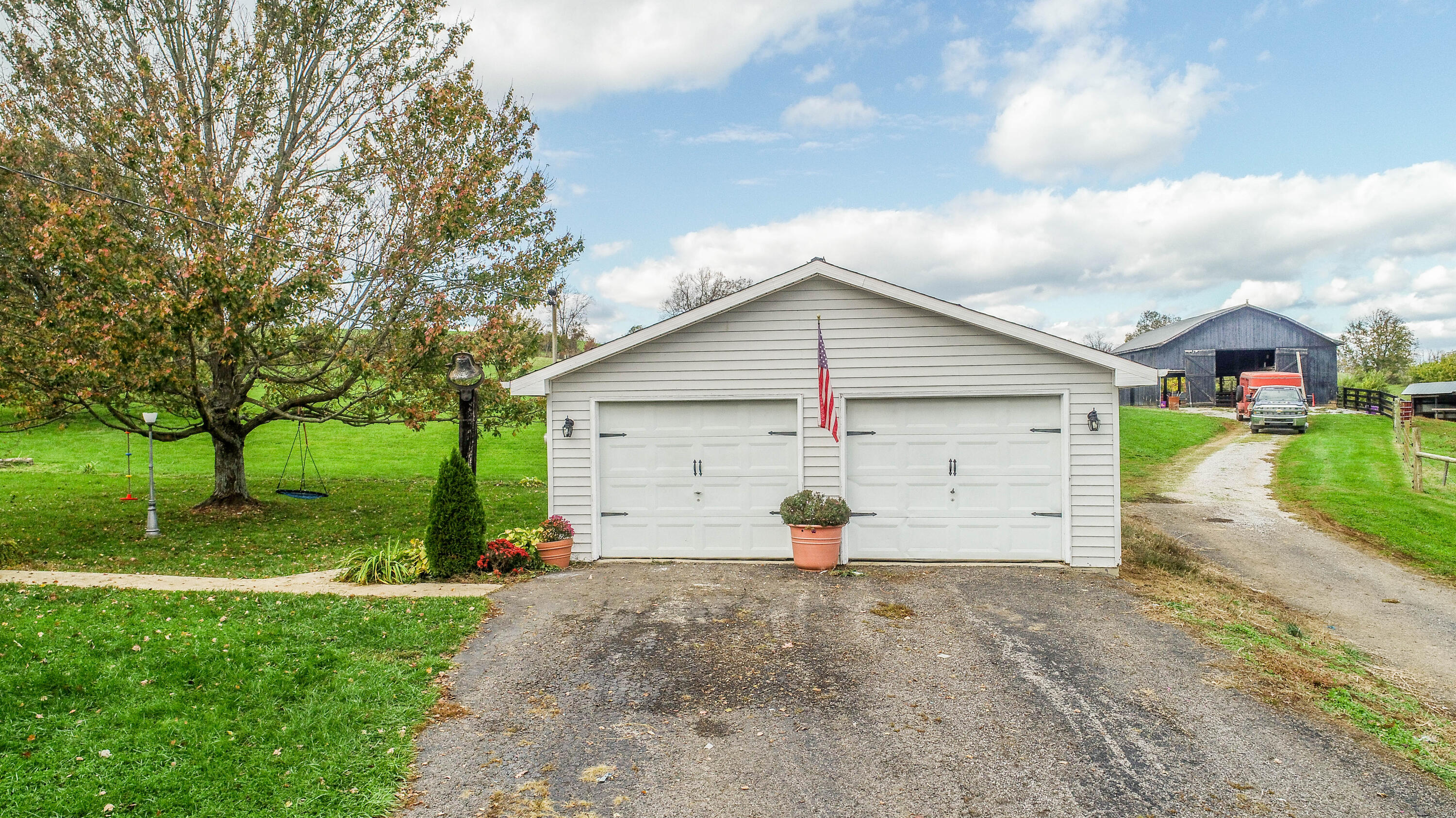 545 Stone Road Paris, KY 40361 - Photo 22 of 35 DJI_0068