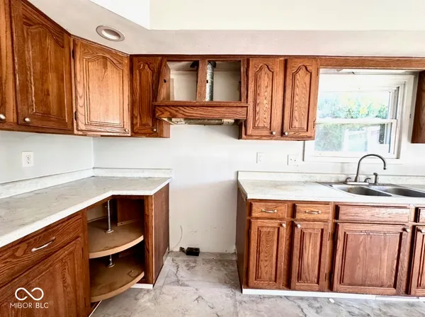 $119,200 | 212 East Hopewell Street, Farmersburg, IN 47850