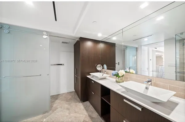 $13,000 | 1500 Ocean Drive, Unit UPH5, Miami Beach, FL 33139