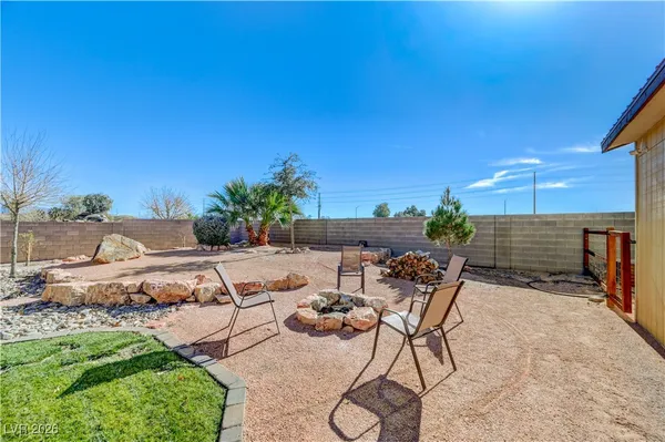 $724,000 | 1545 Valley Home Court, Logandale, NV 89021