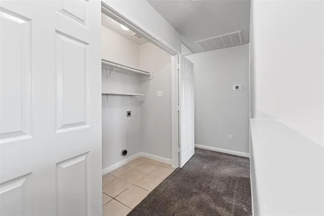 $1,800 | 188 Dodge City Trail, Newark, TX 76071