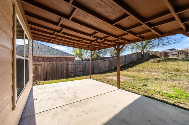 $1,800 | 188 Dodge City Trail, Newark, TX 76071