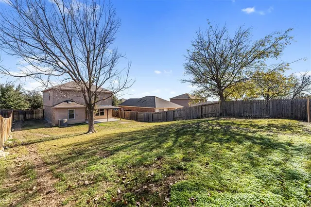 $1,800 | 188 Dodge City Trail, Newark, TX 76071