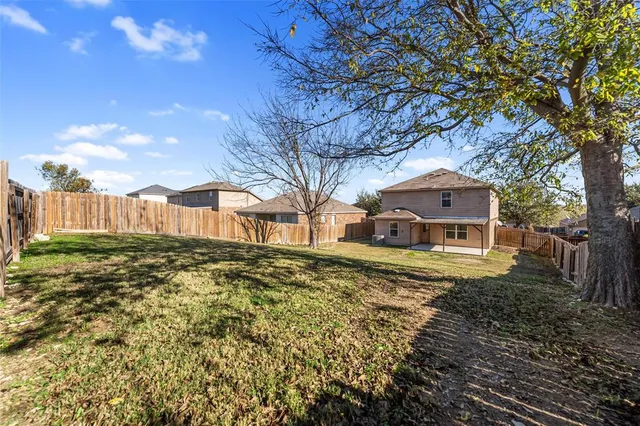 $1,800 | 188 Dodge City Trail, Newark, TX 76071