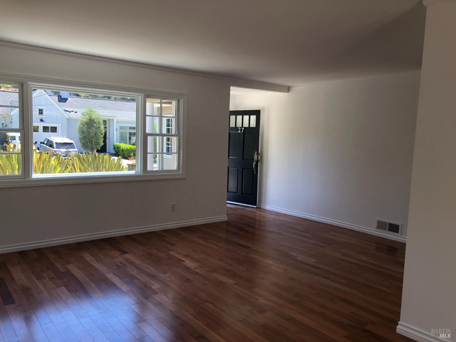 27 Apollo Road Tiburon, CA 94920 - Photo 3 of 6