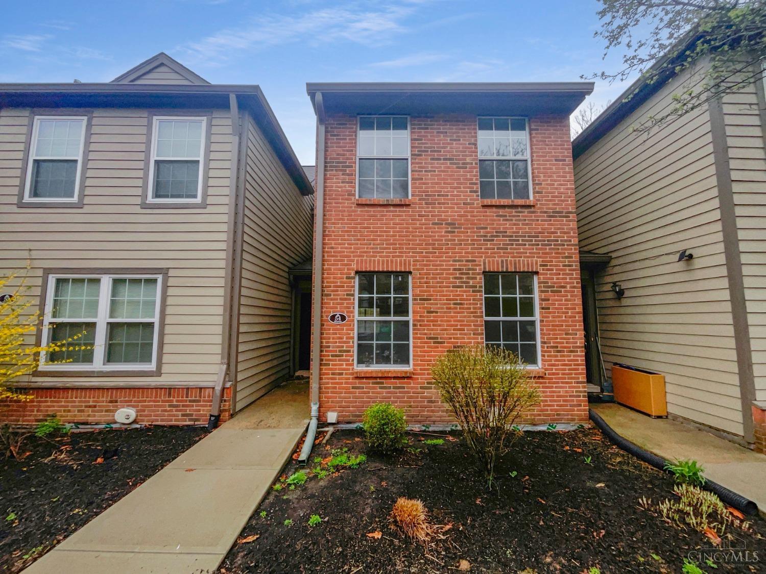 10555 Montgomery Road, Unit 54 Cincinnati, OH 45242 - Photo 1 of 19