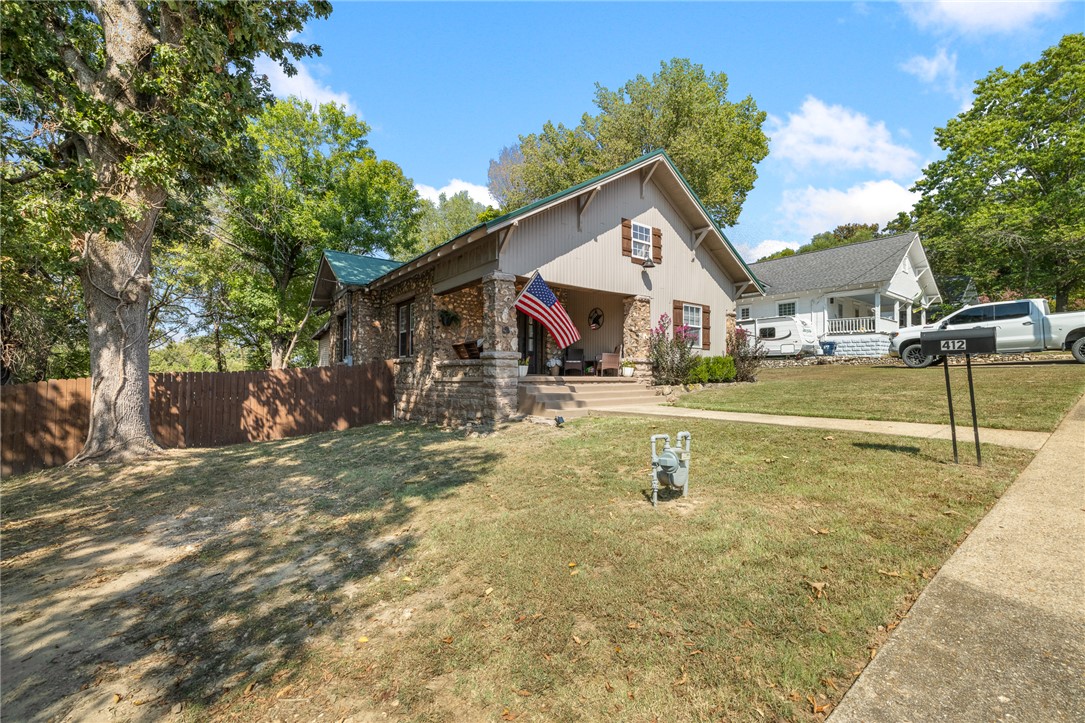 412 North Chestnut Street Harrison, AR 72601 - Photo 2 of 34 Gallery Image 2