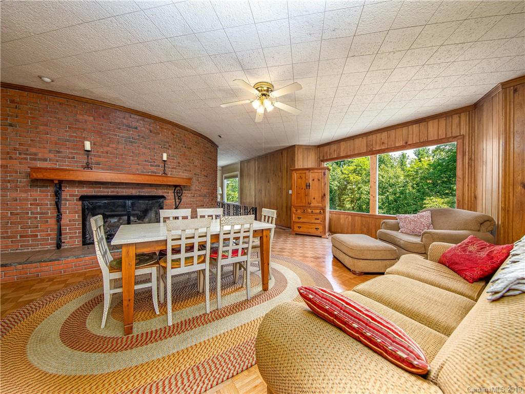 261 Ridgeview Road Spruce Pine, NC 28777 - Photo 12 of 30 Gallery Image 12