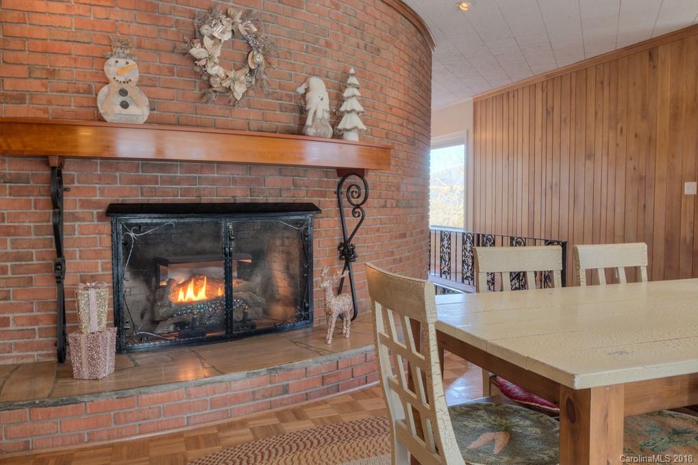 261 Ridgeview Road Spruce Pine, NC 28777 - Photo 13 of 30 Gallery Image 13