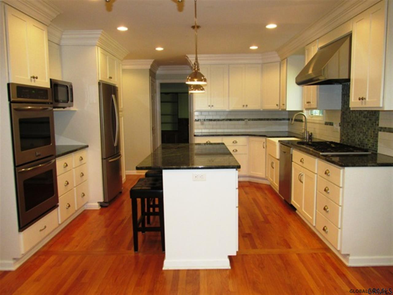 482 Huron Road Bethlehem, NY 12054 - Photo 7 of 22 Photo 7