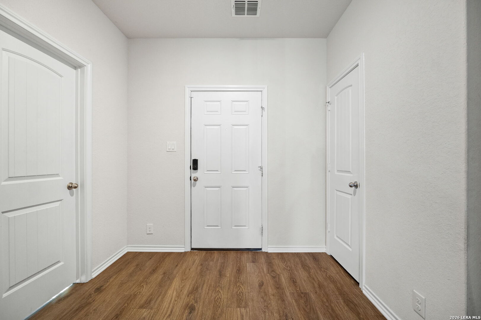 6930 Stipe Lane Converse, TX 78109 - Photo 5 of 47