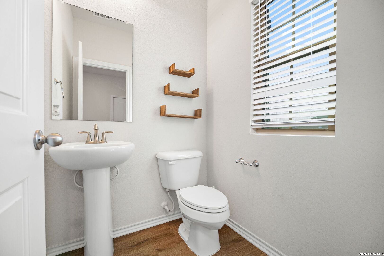 6930 Stipe Lane Converse, TX 78109 - Photo 6 of 47