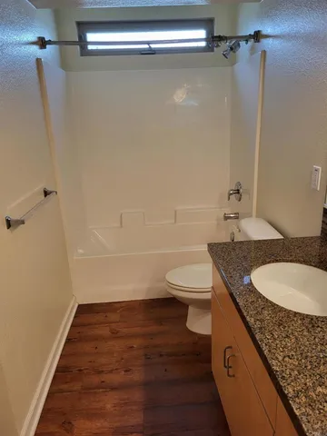 $5,150 | 687 South Coast Highway 101, Unit 222, Encinitas, CA 92024