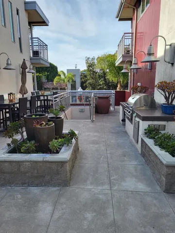 $5,150 | 687 South Coast Highway 101, Unit 222, Encinitas, CA 92024