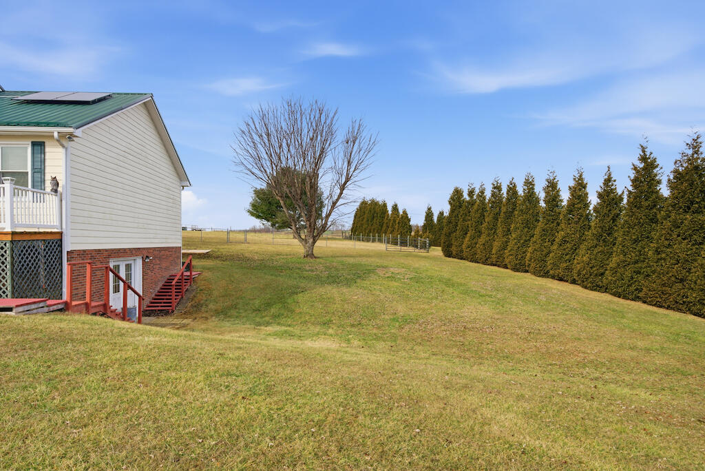 6389 Ruebush Road Dublin, VA 24084 - Photo 52 of 63 a view of outdoor space and yard