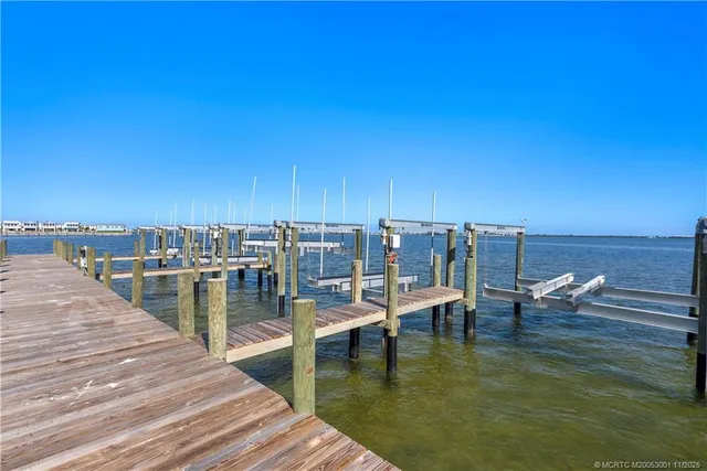 $3,250,000 | 2725 Northeast Indian River Drive, Jensen Beach, FL 34957