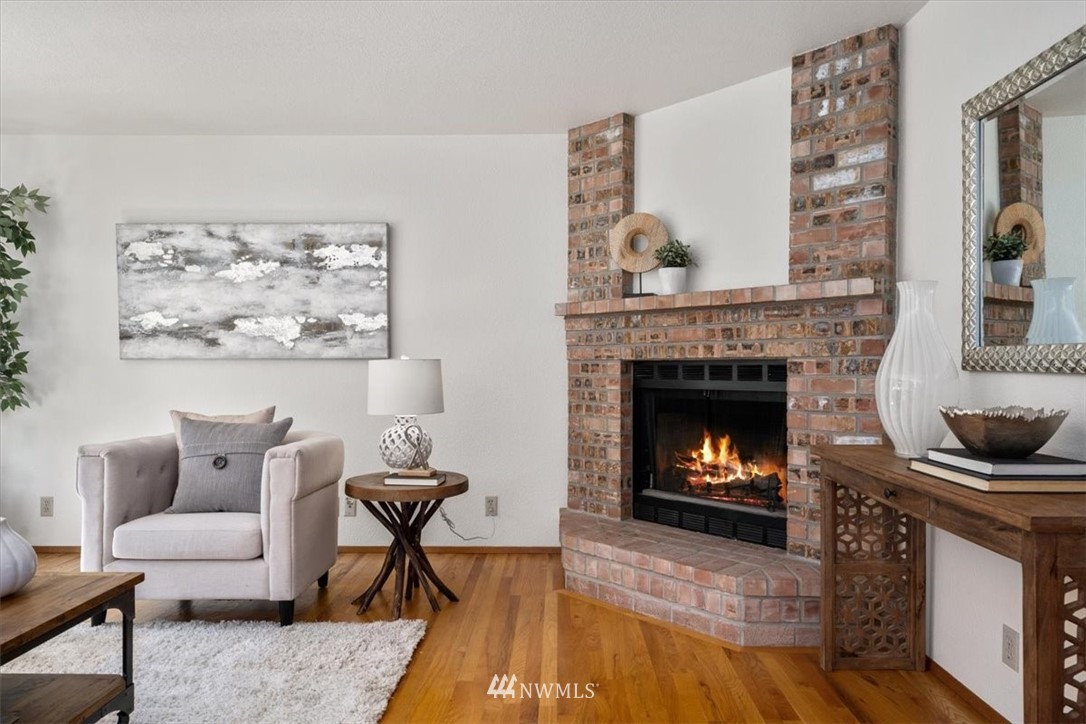11913 Northeast 168th Street Bothell, WA 98011 - Photo 14 of 30 Gallery Image 14