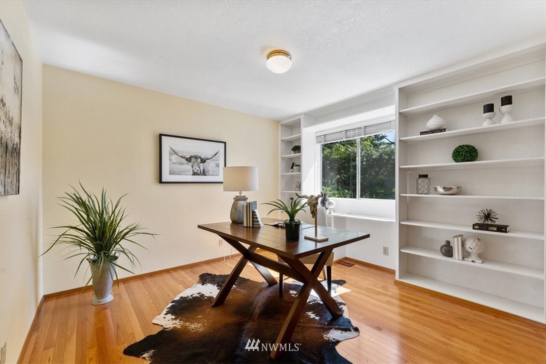 11913 Northeast 168th Street Bothell, WA 98011 - Photo 24 of 30 Gallery Image 24