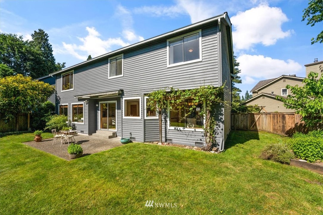 11913 Northeast 168th Street Bothell, WA 98011 - Photo 26 of 30 Gallery Image 26
