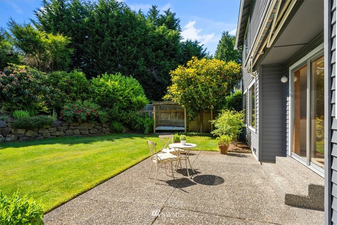 11913 Northeast 168th Street Bothell, WA 98011 - Photo 28 of 30 Gallery Image 28
