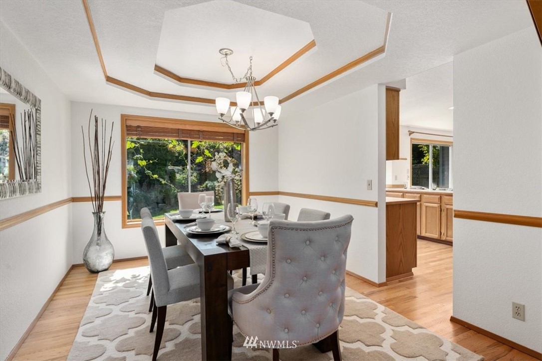11913 Northeast 168th Street Bothell, WA 98011 - Photo 5 of 30 Gallery Image 5
