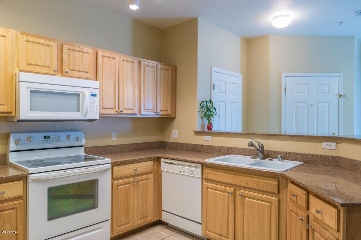 1702 East Bell Road, Unit 147 Phoenix, AZ 85022 - Photo 3 of 24 Kitchen