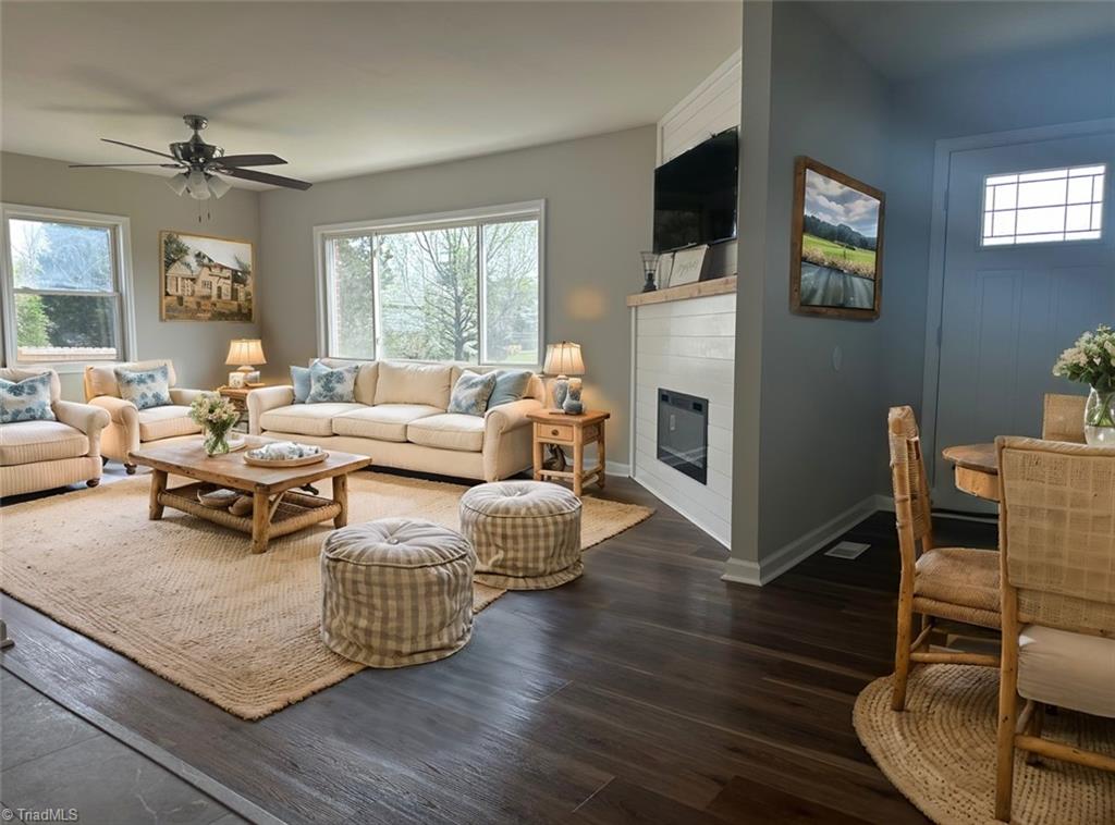 140 Bowers Road Lexington, NC 27292 - Photo 7 of 20 Virtually staged living room from another angle!!!!!