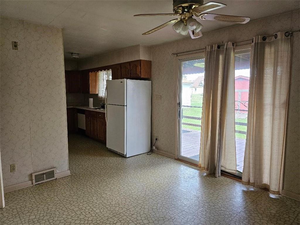 811 Harmony Road Baden, PA 15005 - Photo 10 of 25 Gallery Image 10