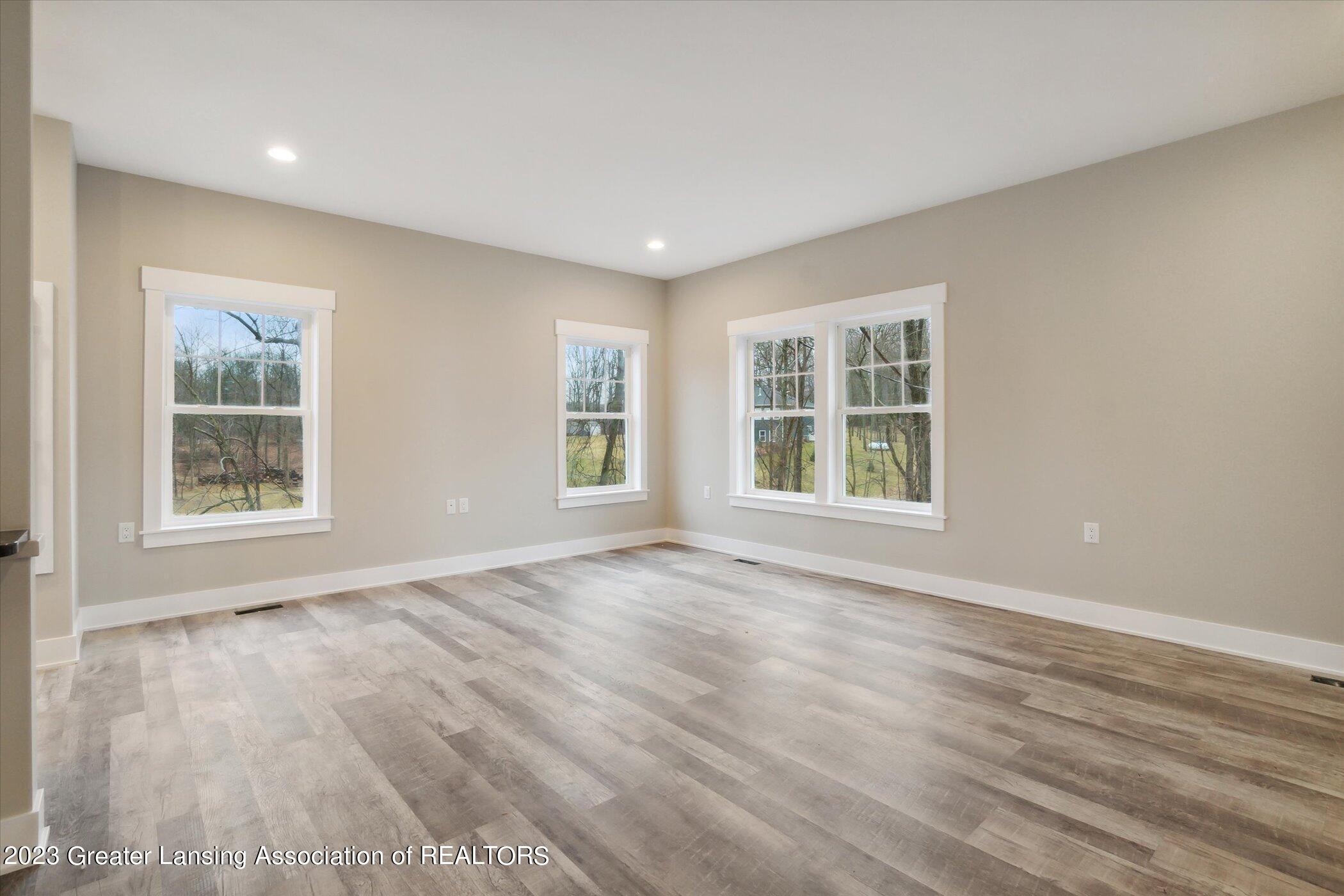 09-8234-Lovejoy-Rd-Perry-MI-48872-Window