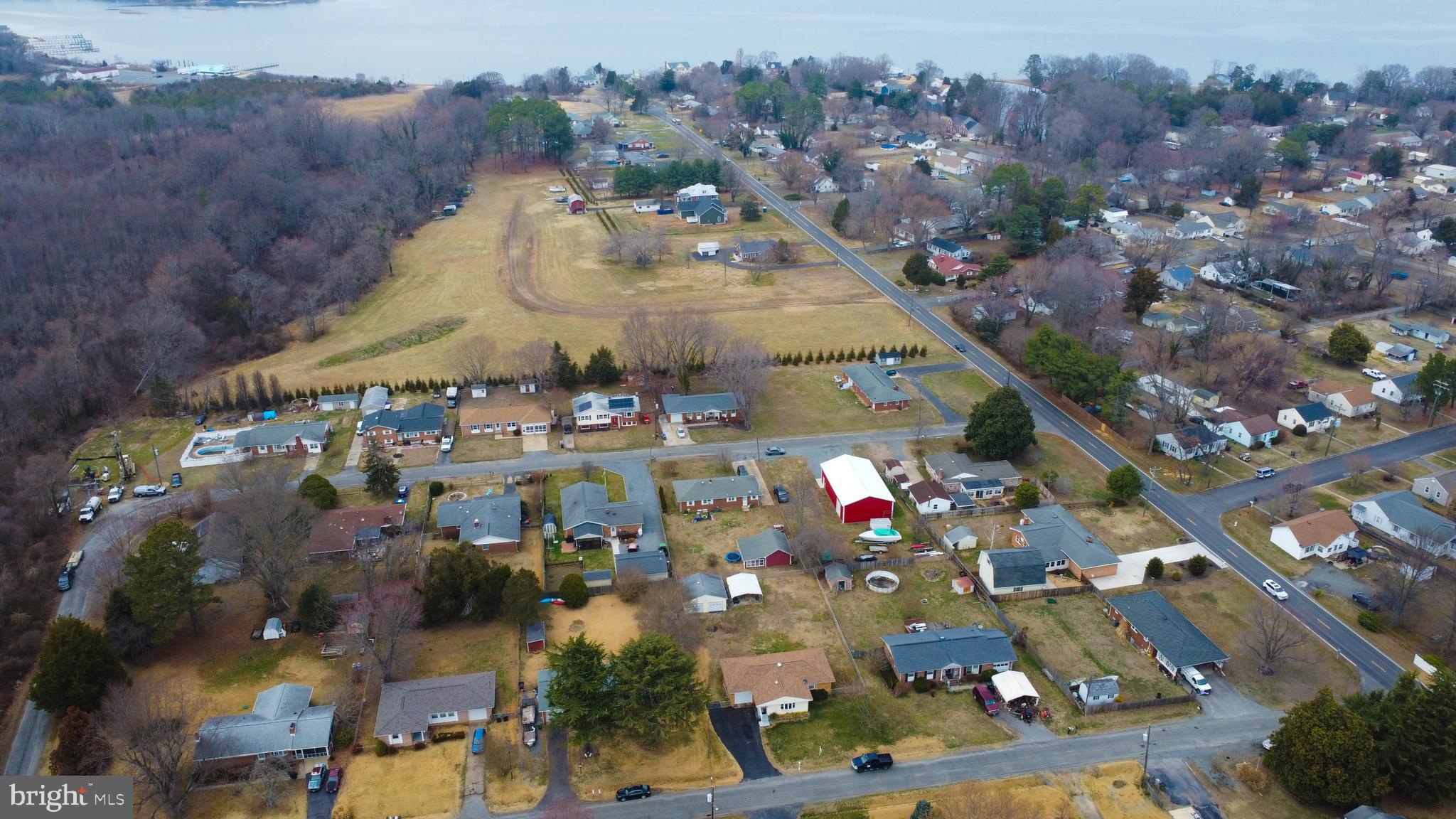 62 Darl Circle Colonial Beach, VA 22443 - Photo 36 of 47 an aerial view of multiple house