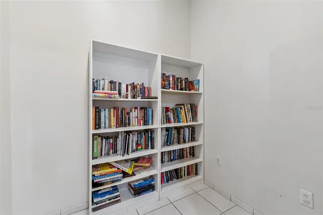 $355,000 | 5714 Colony Glen Road, Lithia, FL 33547