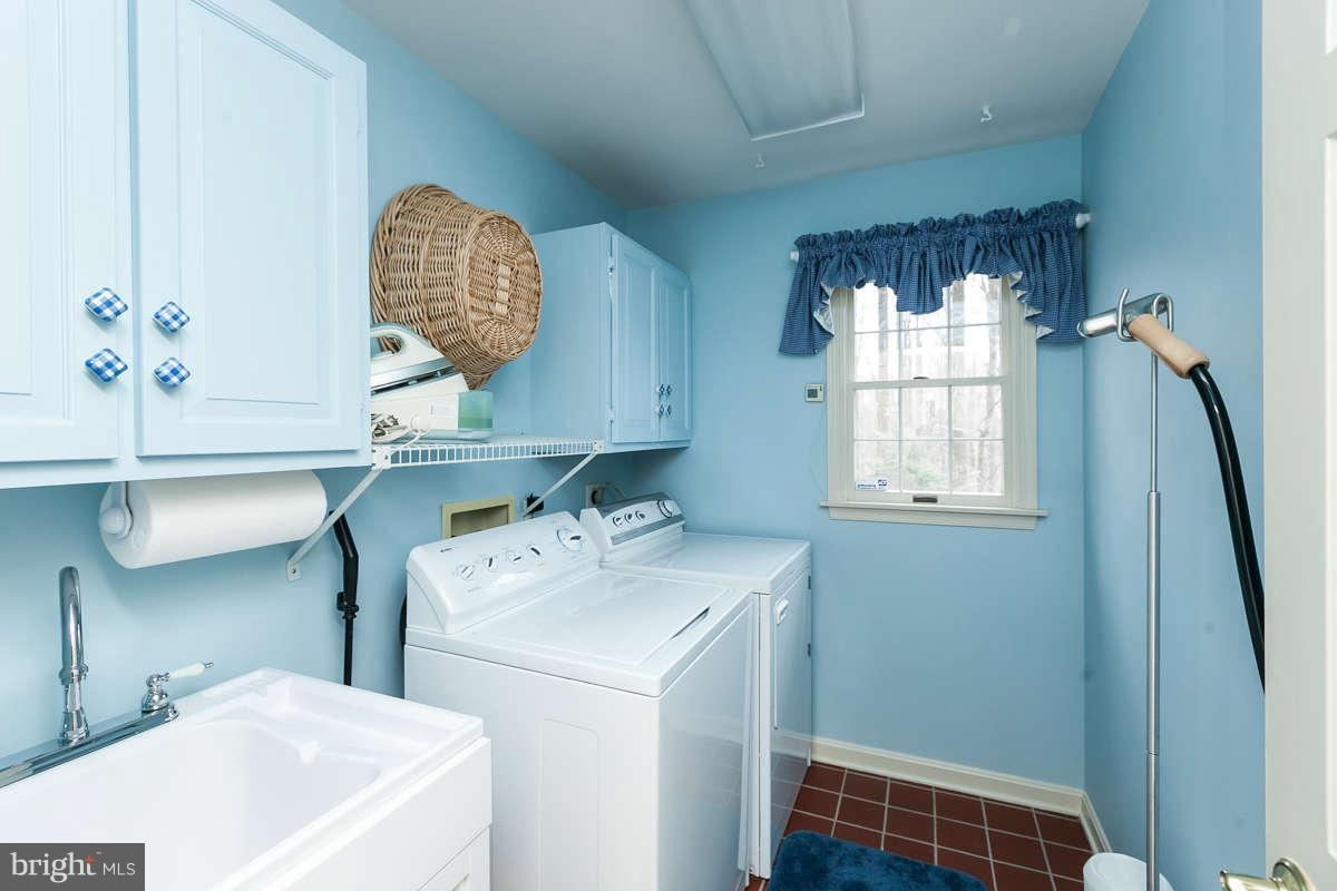 2007 Pine Pep Road Reisterstown, MD 21136 - Photo 19 of 30 a bathroom with a sink and a mirror