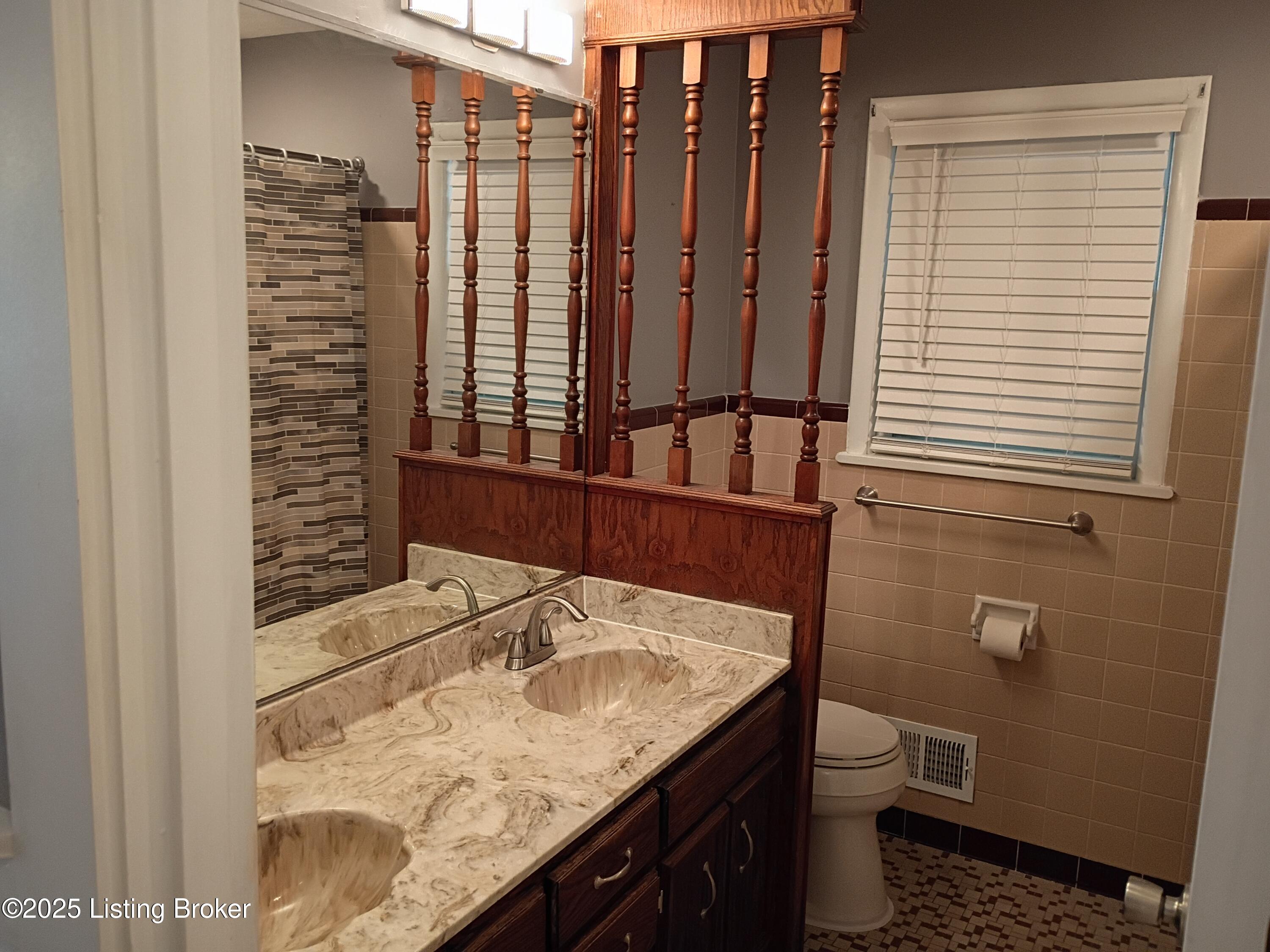 10705 Deering Road Louisville, KY 40272 - Photo 51 of 56 IMG_20250916_162026022_HDR