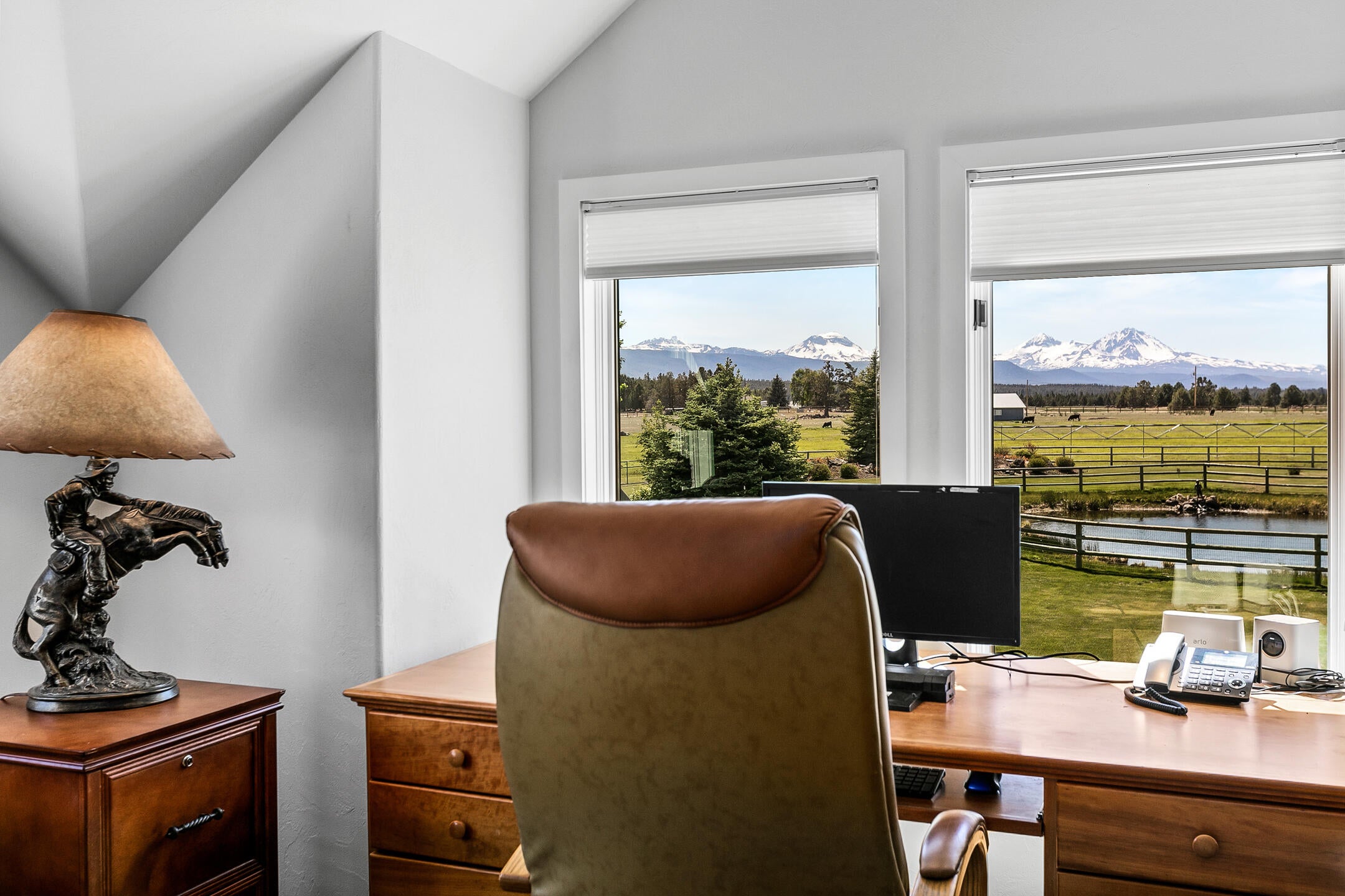 65105 Quail Farm Road Bend, OR 97703 - Photo 23 of 27 Office