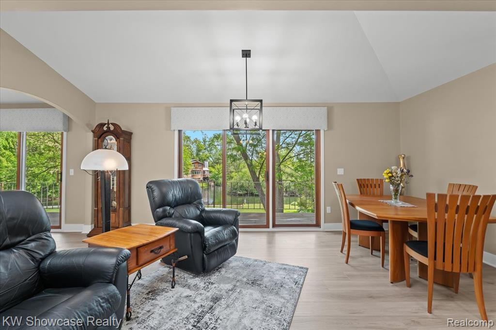 3428 Benstein Road Commerce Township, MI 48382 - Photo 8 of 44